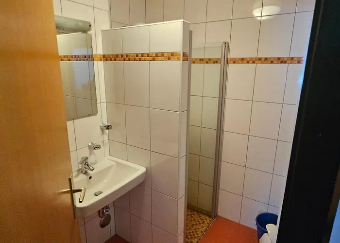 Dettlbauer 16 * Konigsleiten